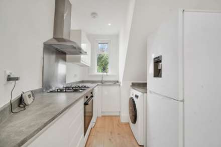 Newport Road, Leyton, E10, Image 12