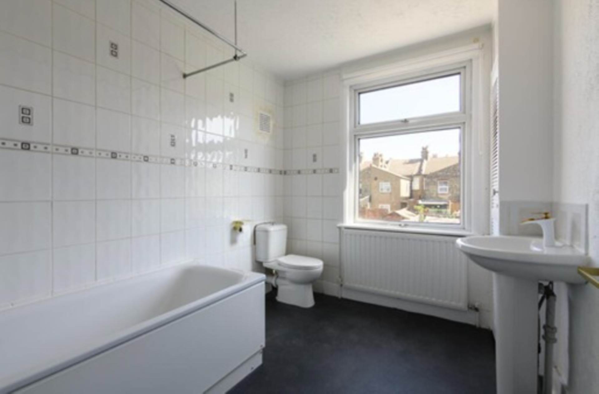 Dawlish Road, Leyton, E10, Image 11
