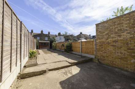Dawlish Road, Leyton, E10, Image 13