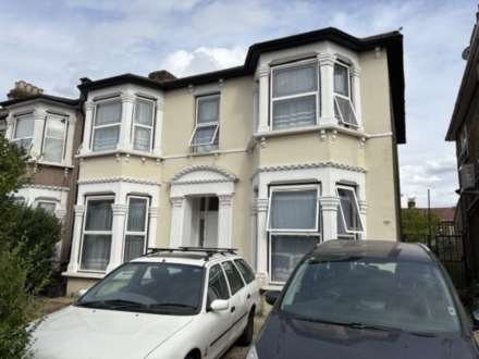 Property For Rent Norfolk Road, Seven Kings, Ilford