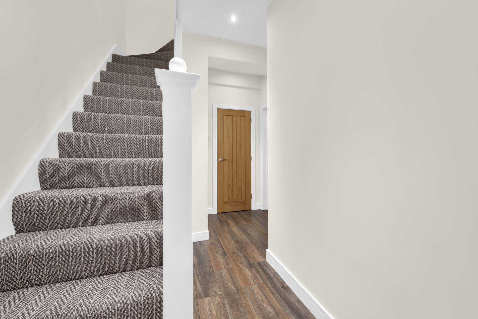 Forest Drive East, London, Image 21