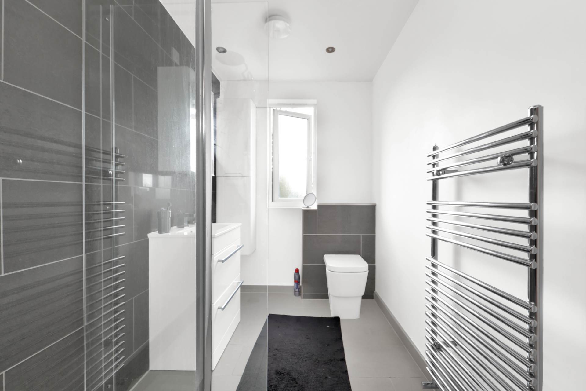Forest Drive East, London, Image 41