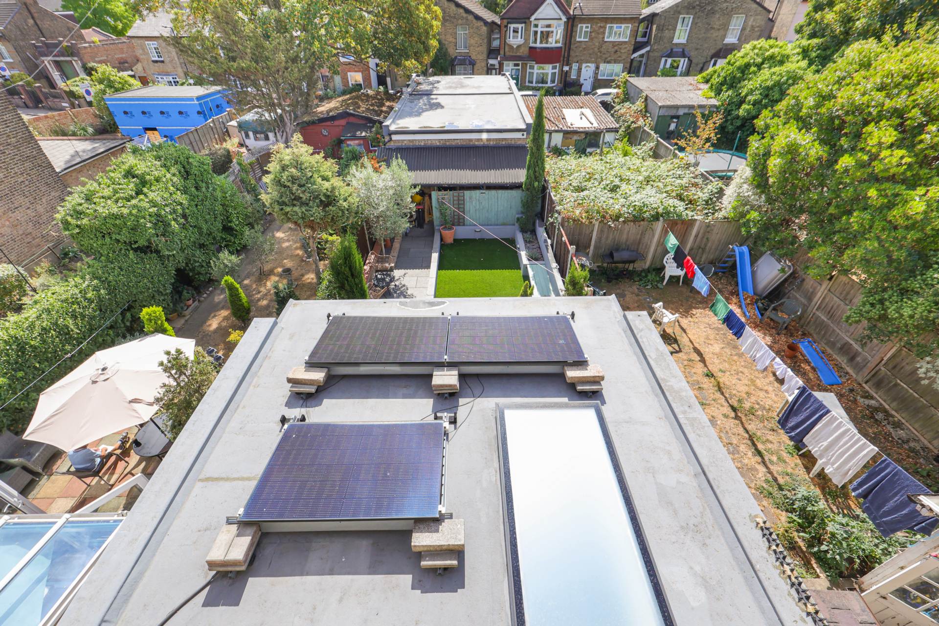 Forest Drive East, London, Image 43