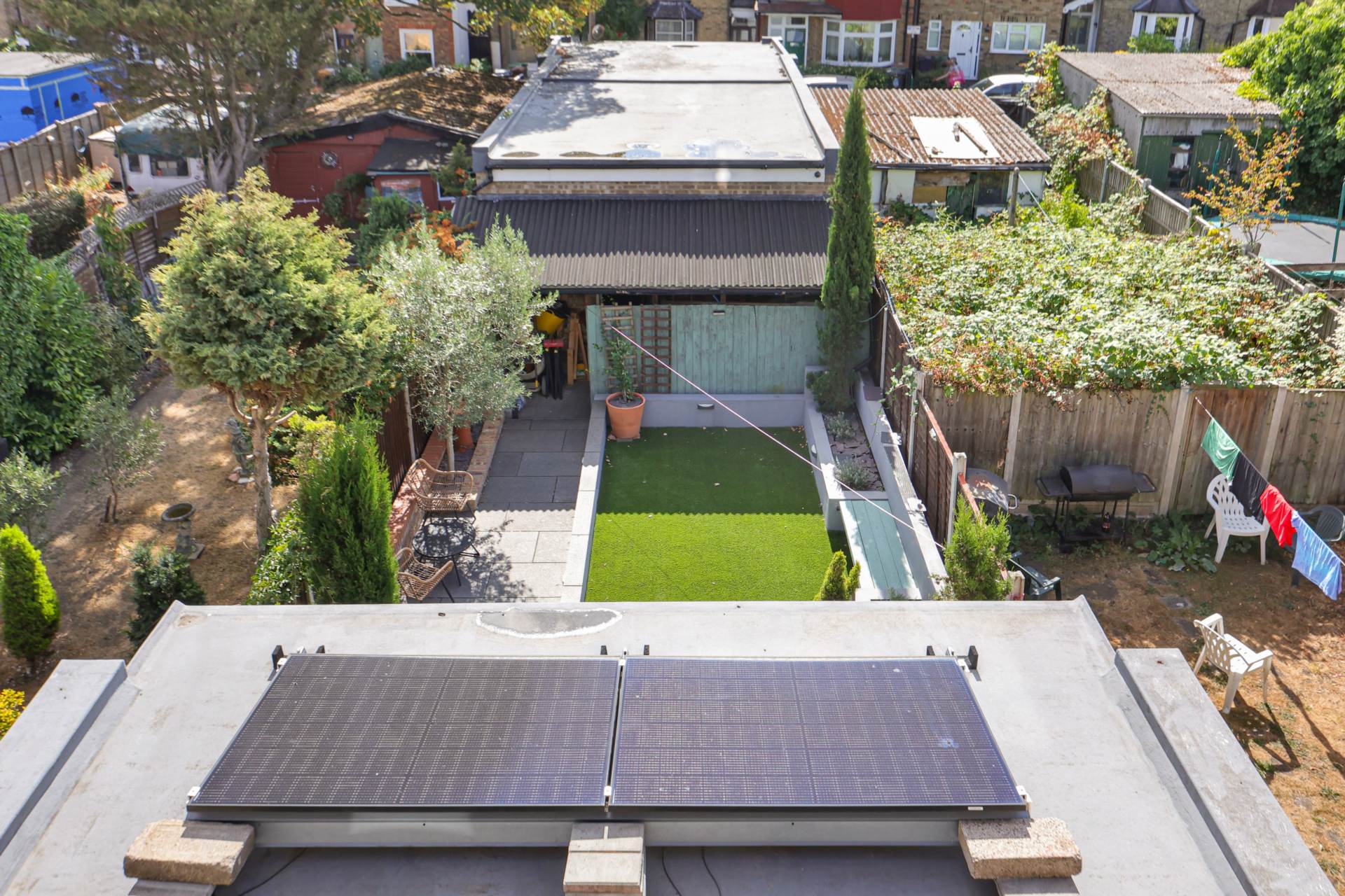 Forest Drive East, London, Image 44