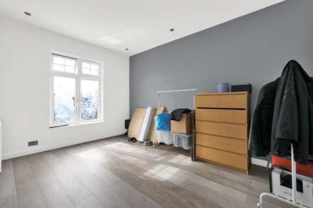 Forest Drive East, London, Image 26