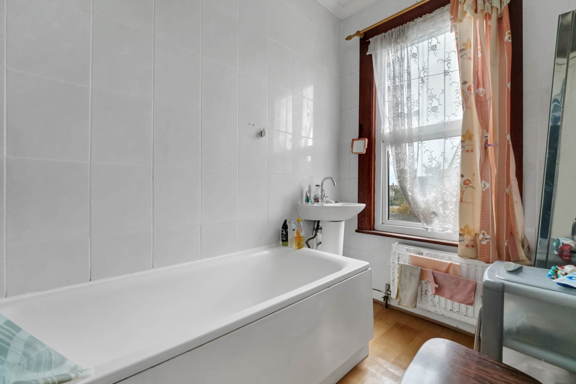 Salisbury Road, London, E10, Image 17