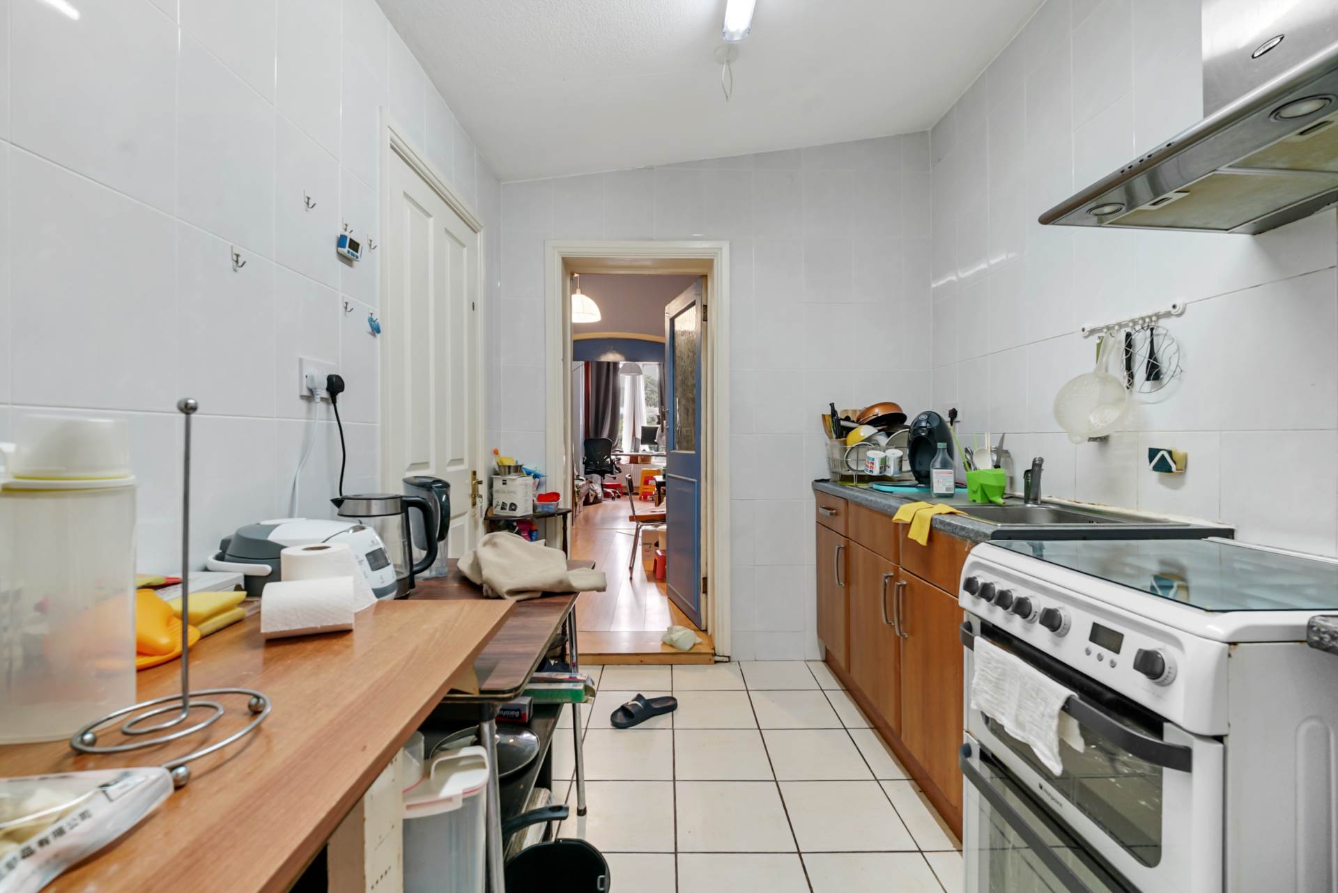 Salisbury Road, London, E10, Image 8
