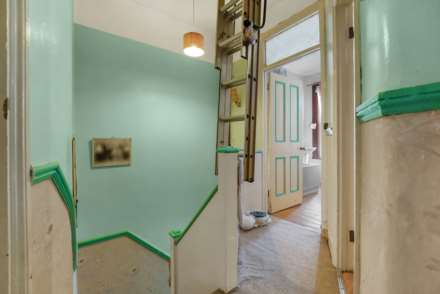 Salisbury Road, London, E10, Image 14