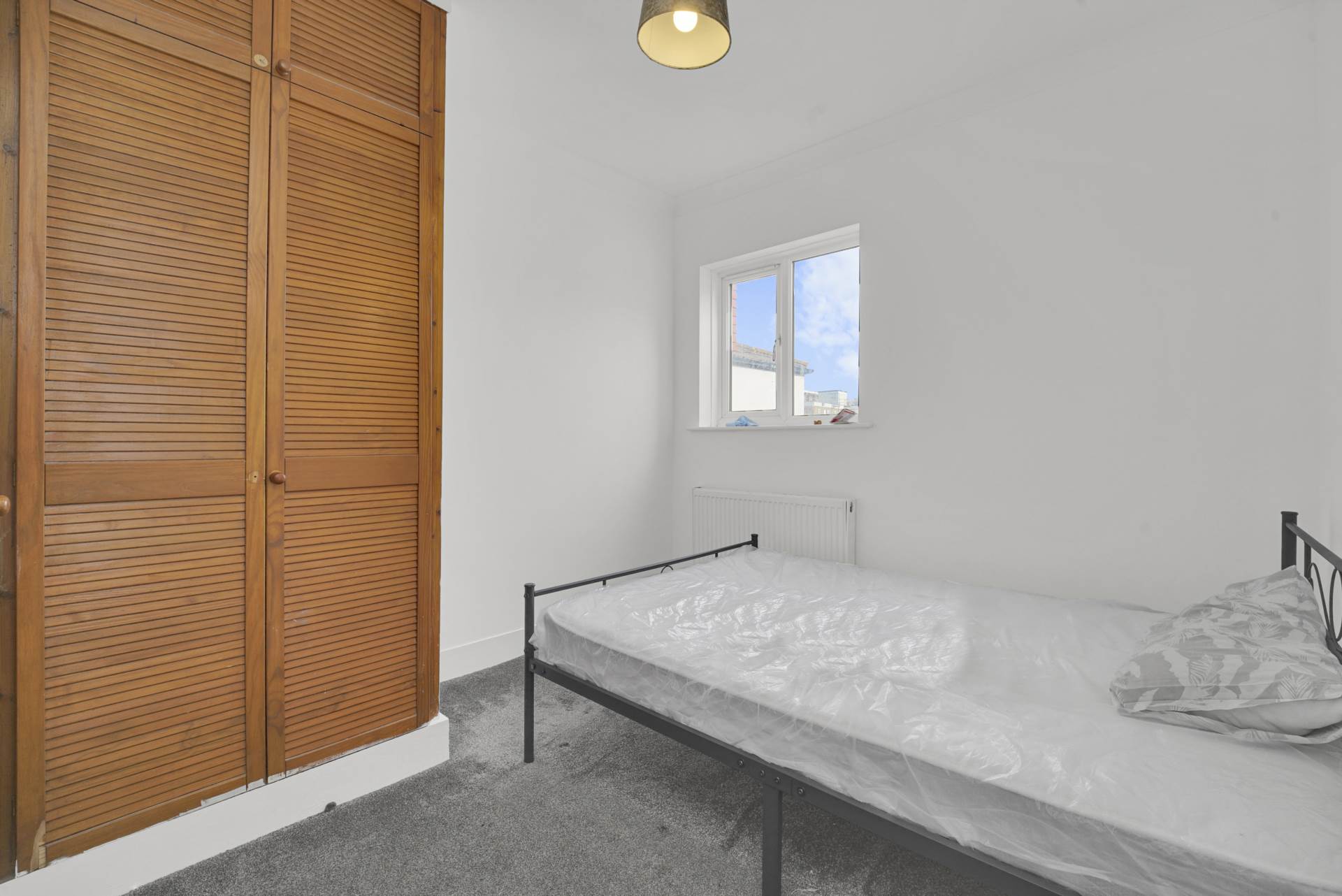Vicarage Road, Leyton, E10, Image 5