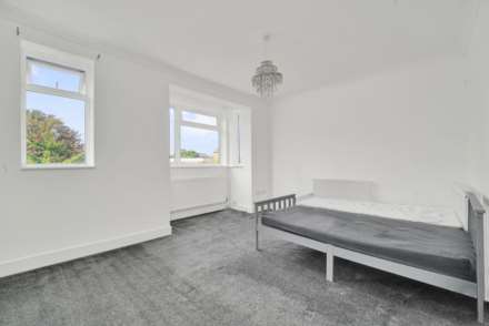 Vicarage Road, Leyton, E10, Image 2