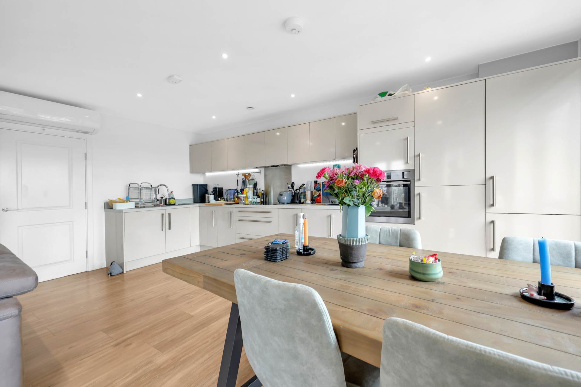 Hainault Road, Leytonstone, Image 4