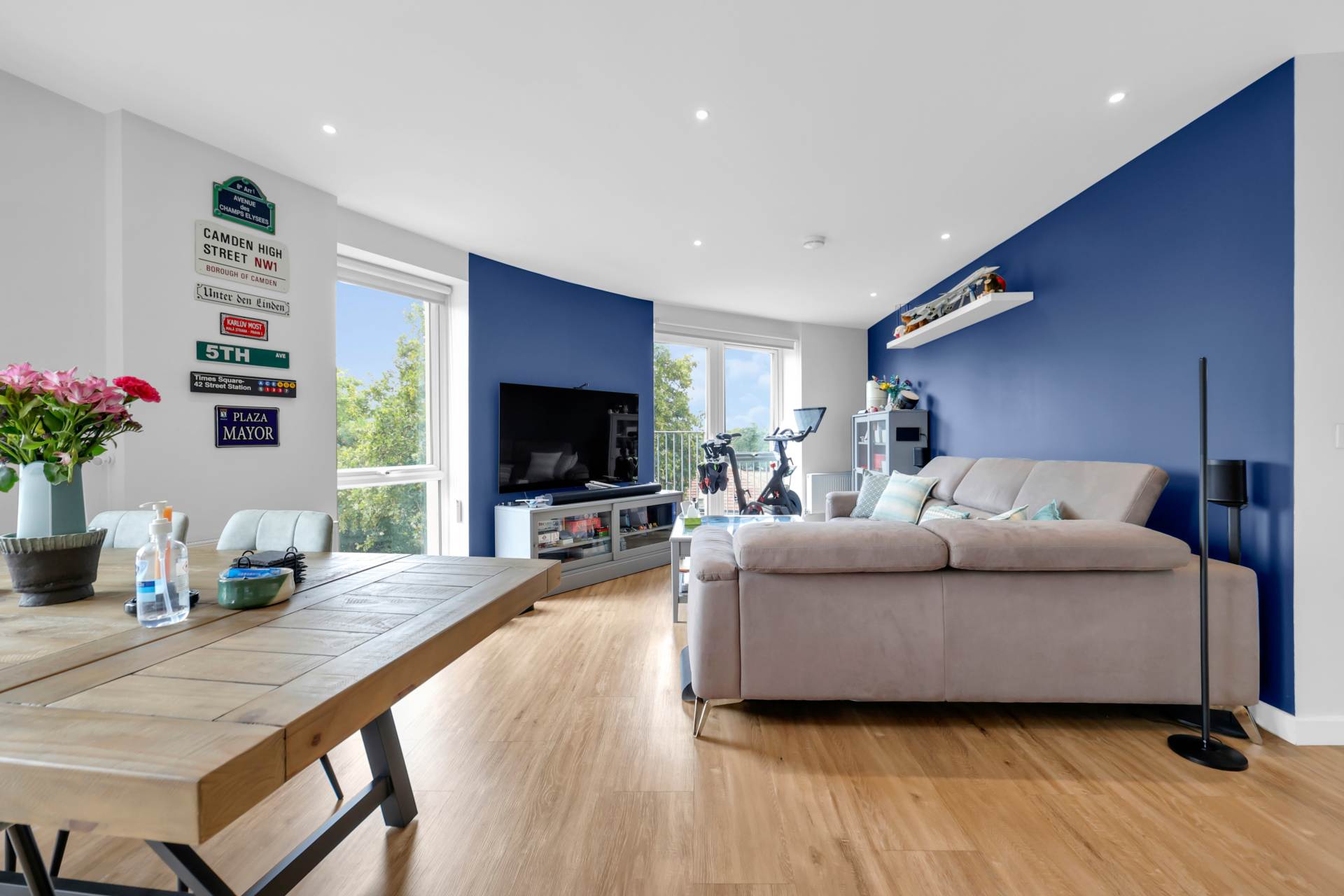 Hainault Road, Leytonstone, Image 7