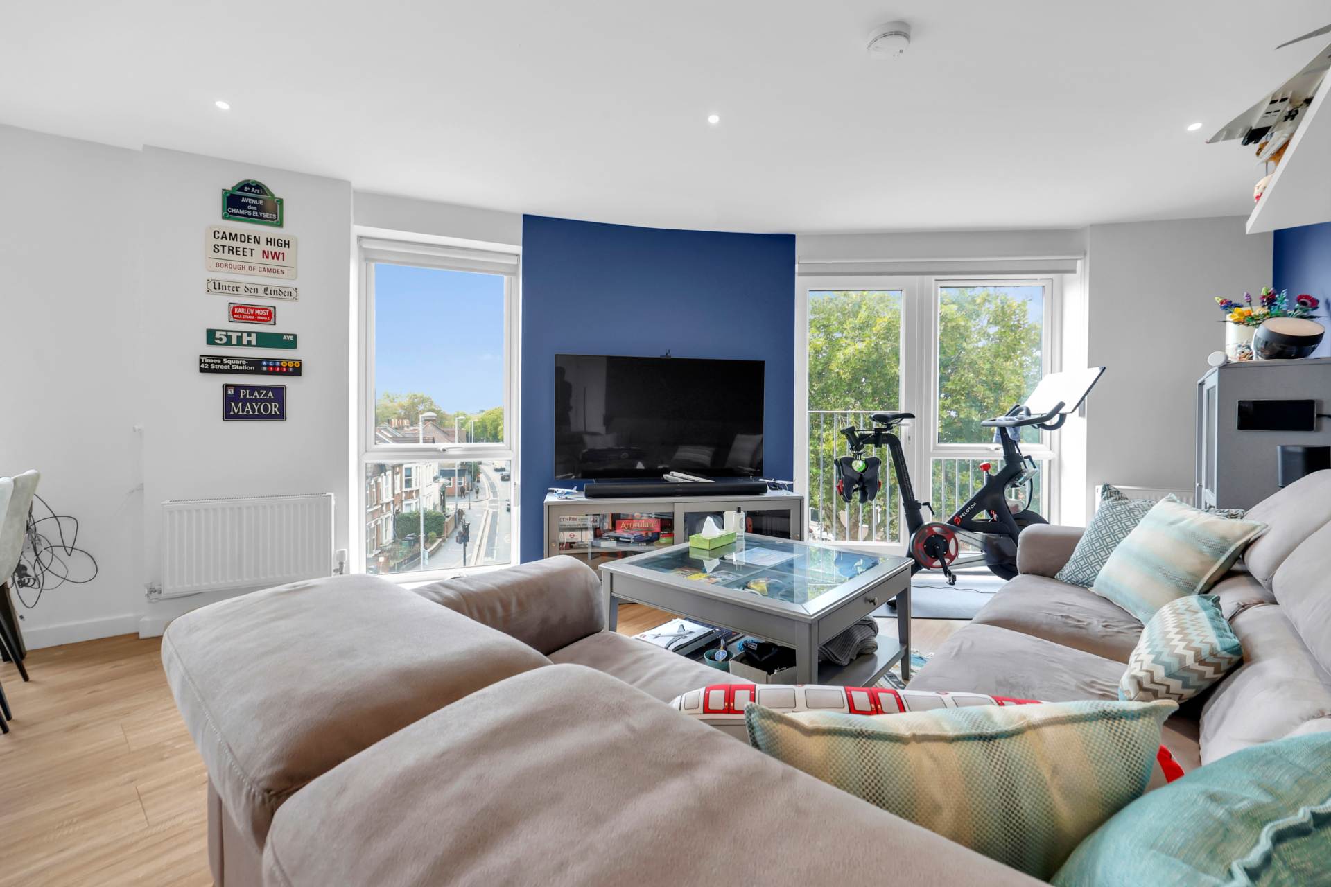 Hainault Road, Leytonstone, Image 8