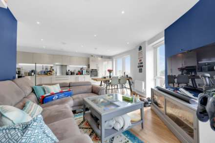 Hainault Road, Leytonstone, Image 10