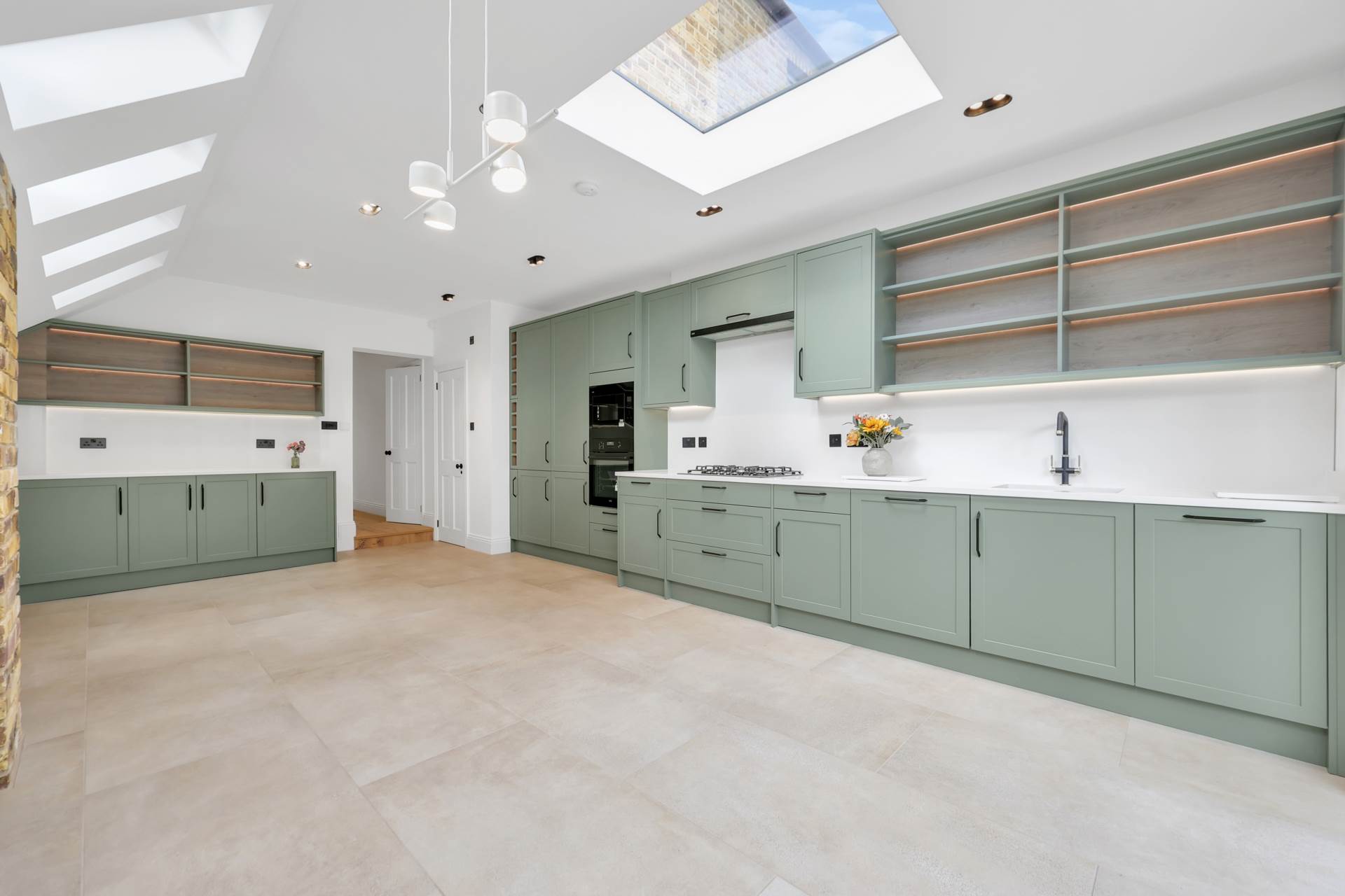 Sunnyside Road, Leyton, E10, Image 11