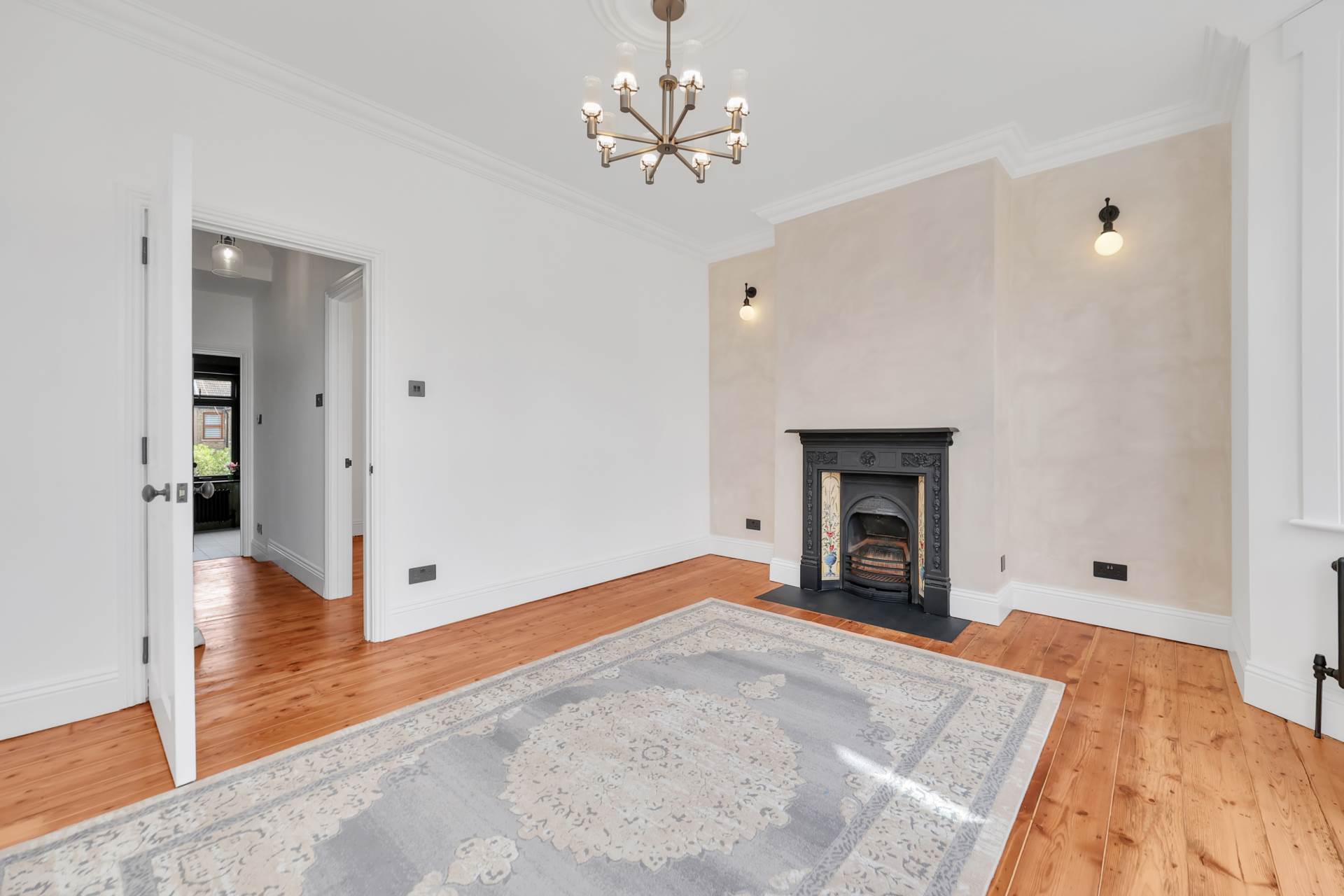 Sunnyside Road, Leyton, E10, Image 17