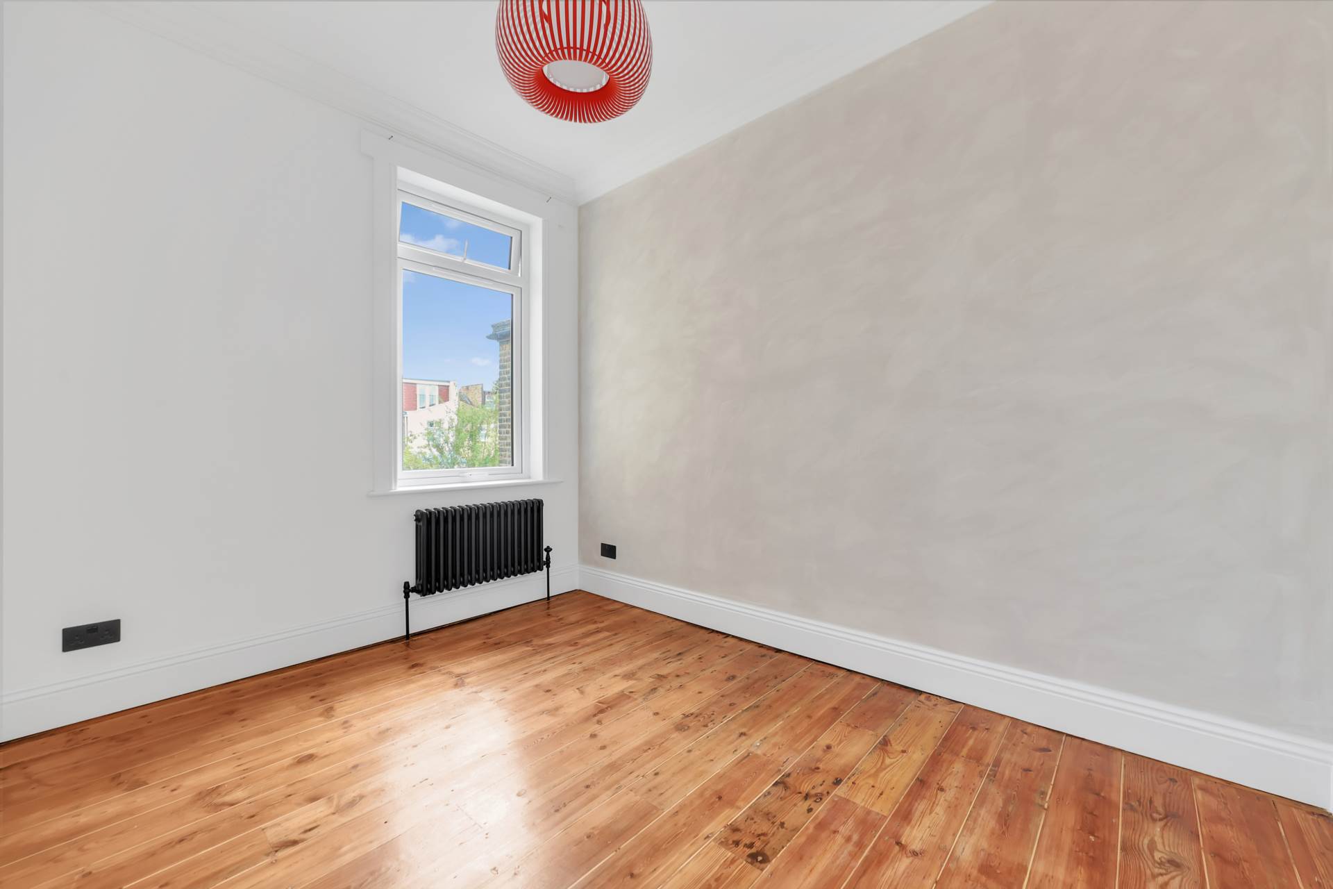 Sunnyside Road, Leyton, E10, Image 20