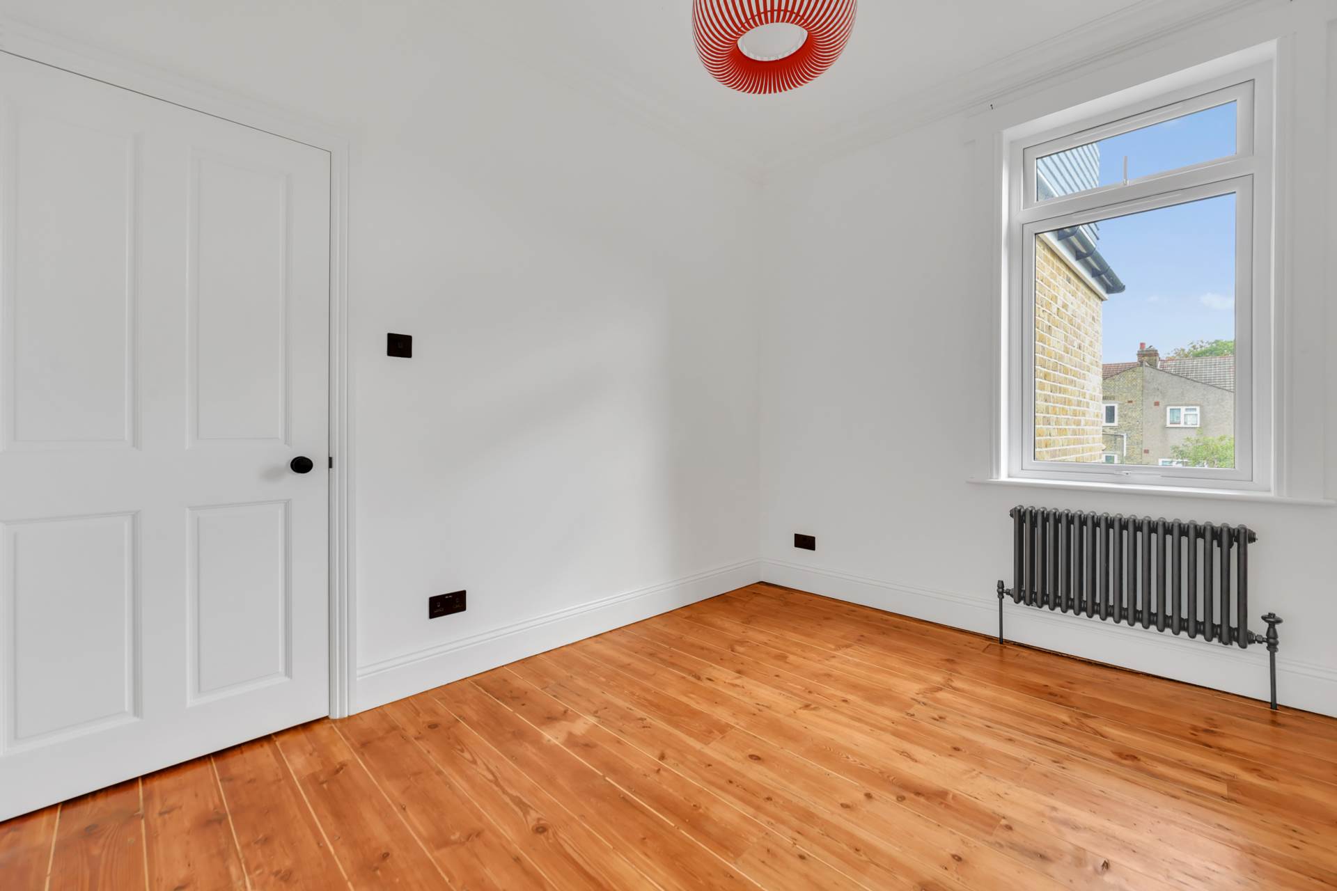 Sunnyside Road, Leyton, E10, Image 21
