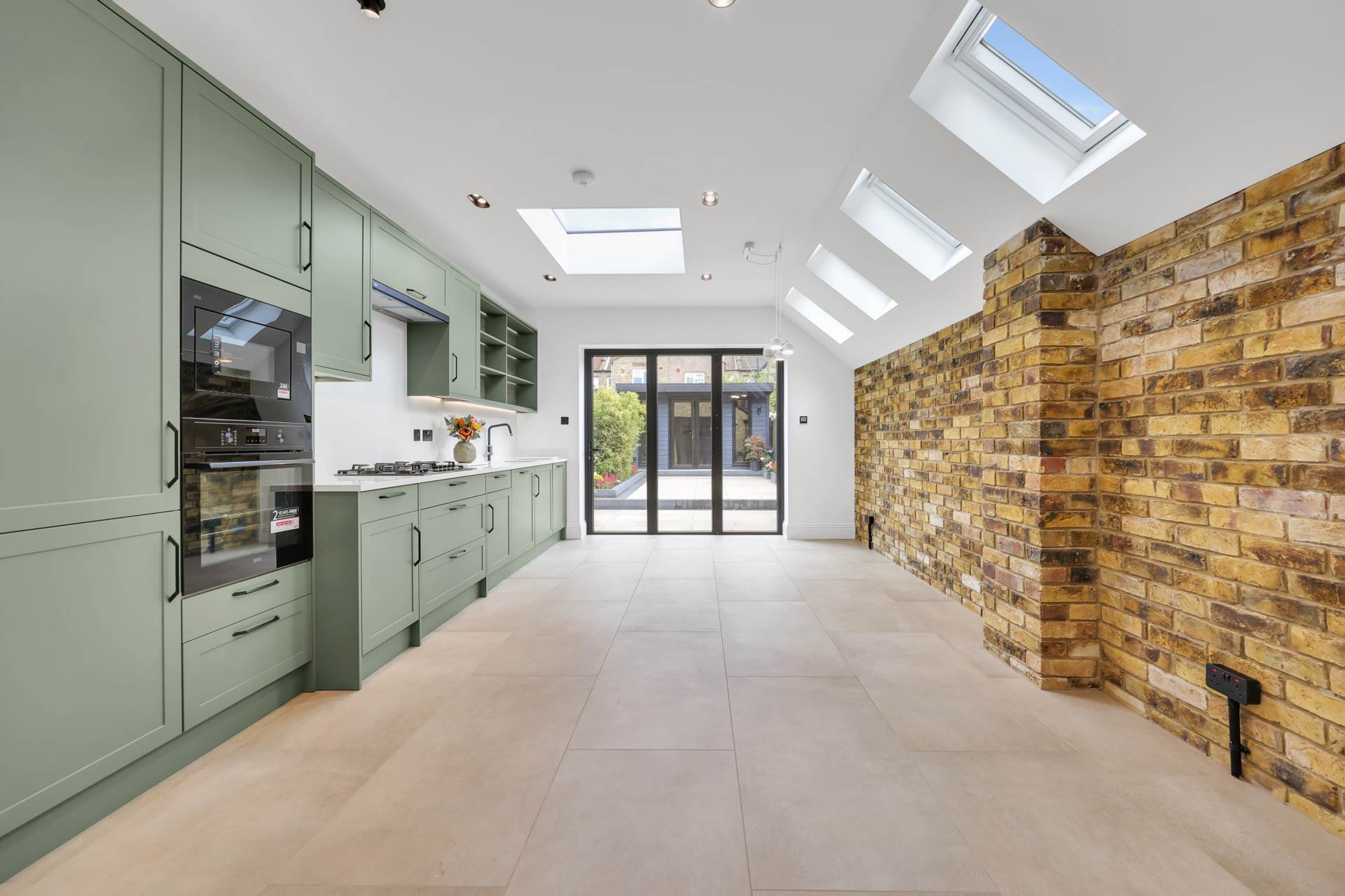Sunnyside Road, Leyton, E10, Image 9