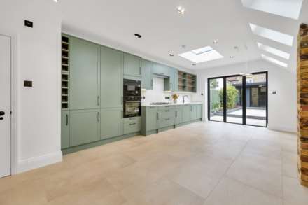 Sunnyside Road, Leyton, E10, Image 13