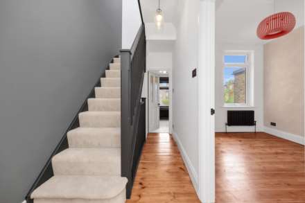 Sunnyside Road, Leyton, E10, Image 15