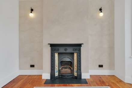 Sunnyside Road, Leyton, E10, Image 18