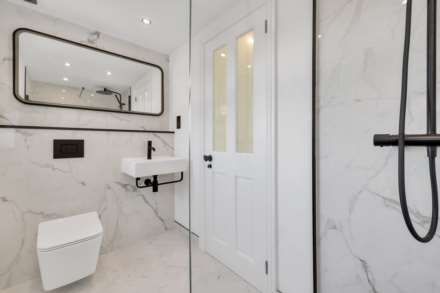 Sunnyside Road, Leyton, E10, Image 32
