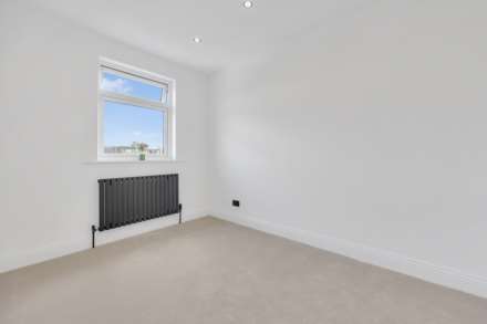 Sunnyside Road, Leyton, E10, Image 33