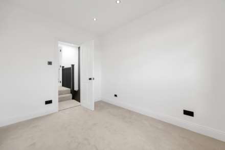 Sunnyside Road, Leyton, E10, Image 34