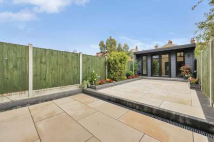Sunnyside Road, Leyton, E10, Image 36
