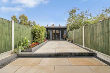 Sunnyside Road, Leyton, E10, Image 37