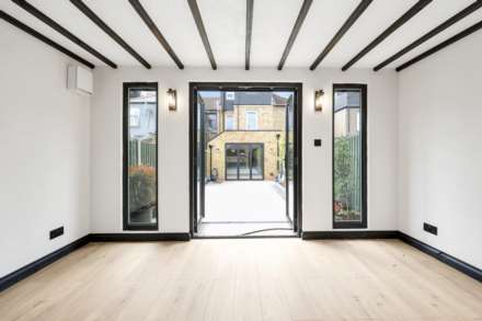 Sunnyside Road, Leyton, E10, Image 41