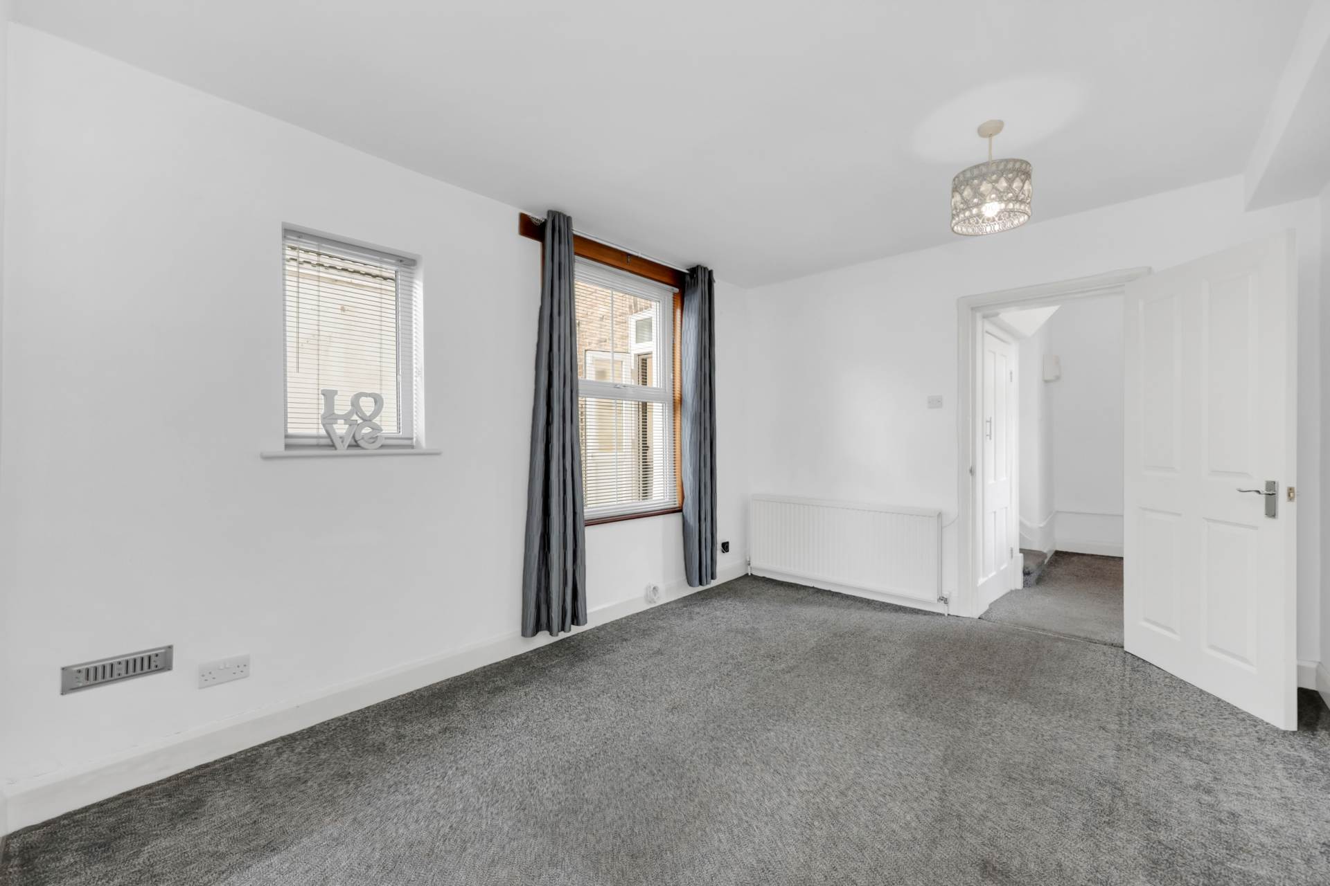 Capworth Street, Leyton, E10, Image 15