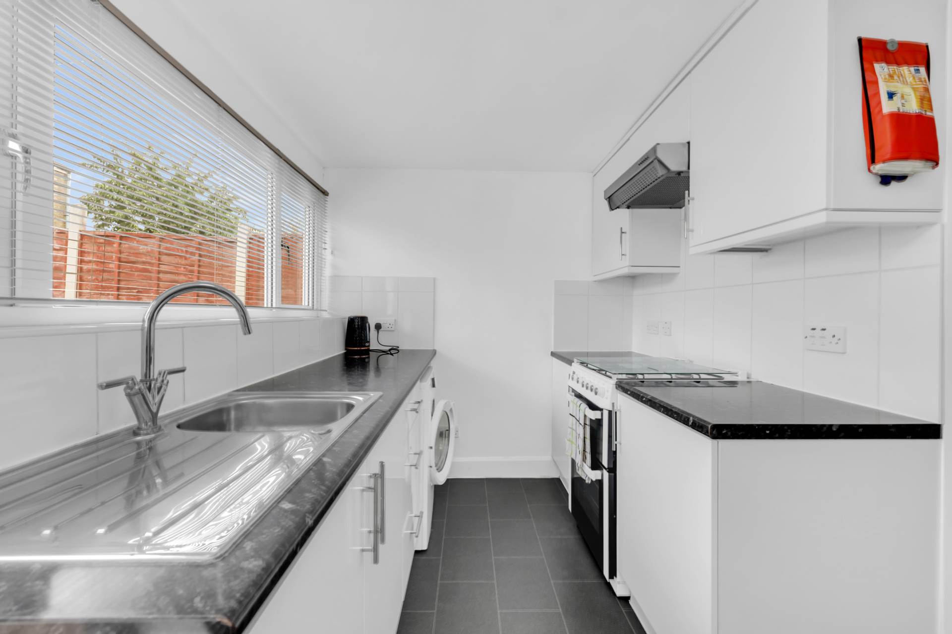 Capworth Street, Leyton, E10, Image 16
