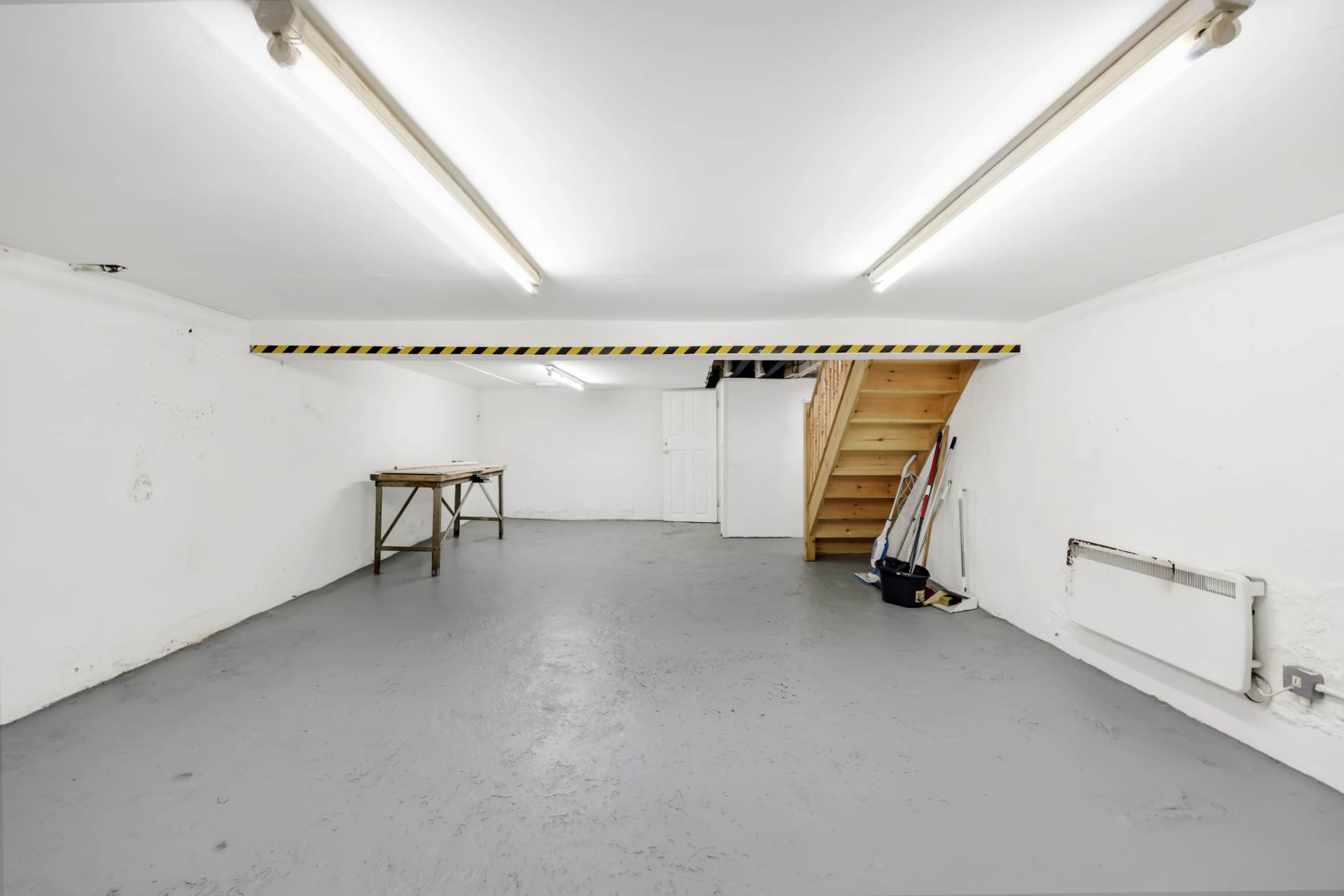Capworth Street, Leyton, E10, Image 23