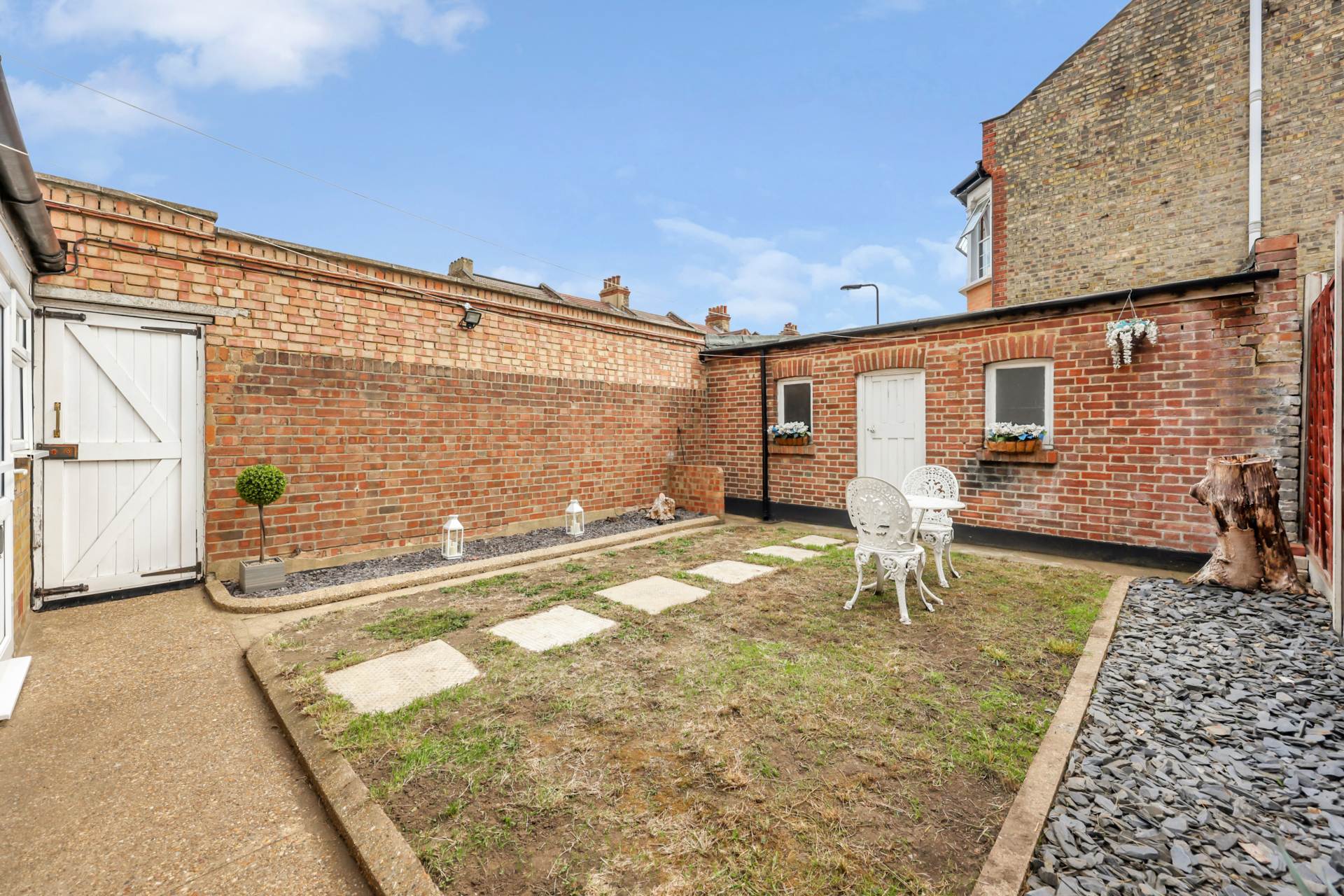 Capworth Street, Leyton, E10, Image 28