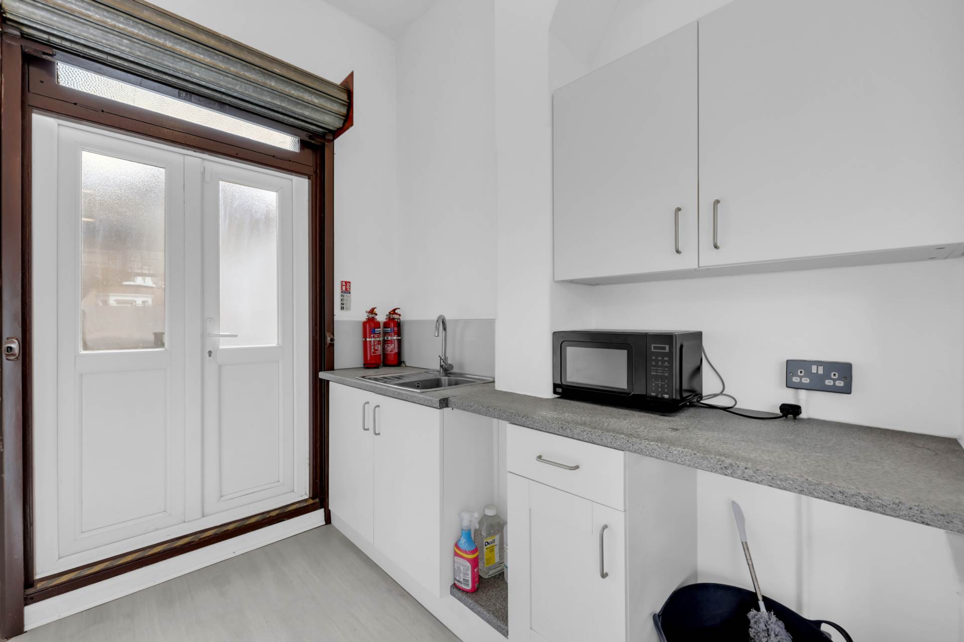 Capworth Street, Leyton, E10, Image 29