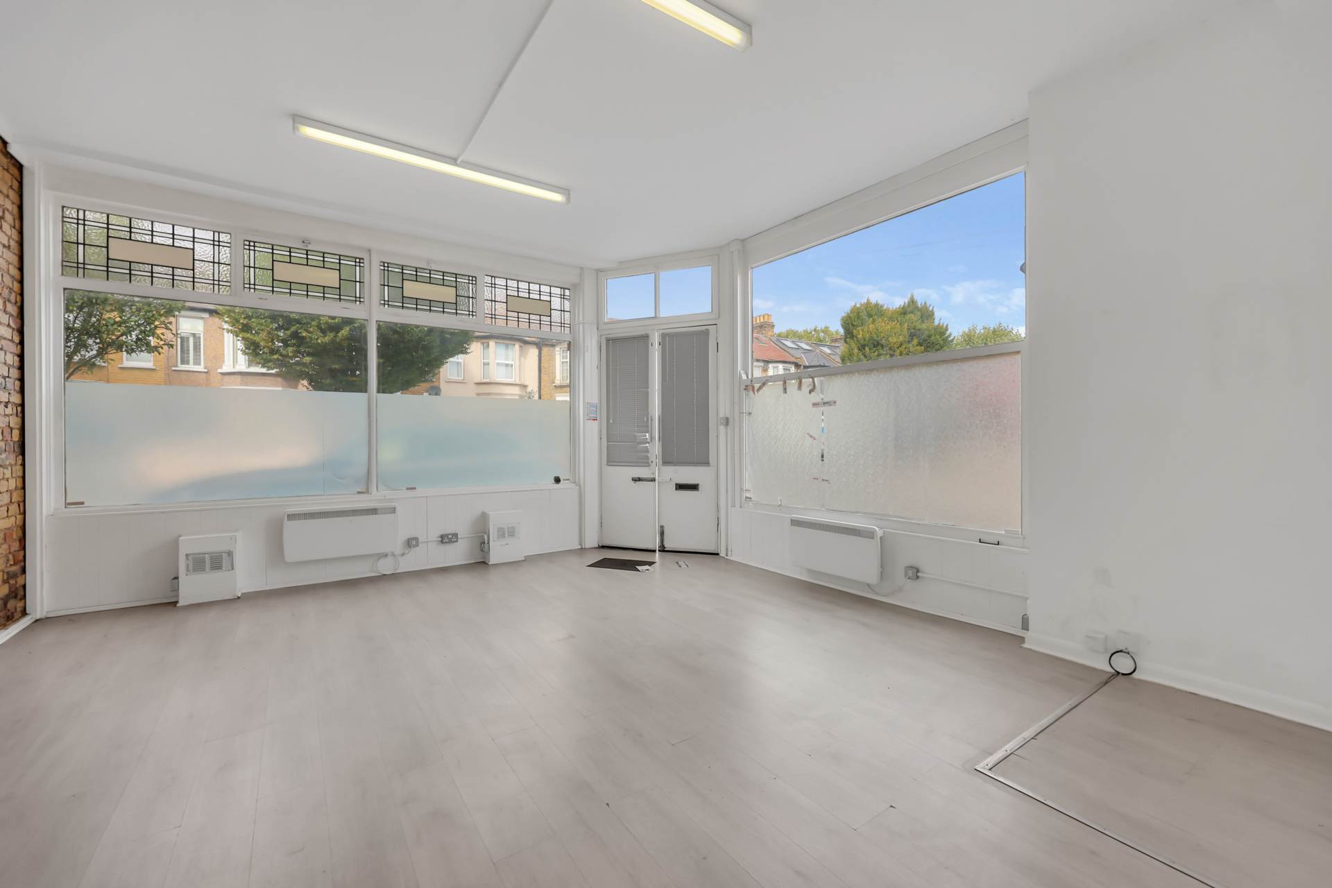 Capworth Street, Leyton, E10, Image 30