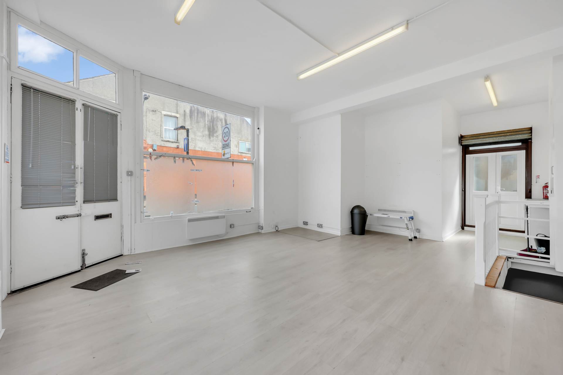 Capworth Street, Leyton, E10, Image 31