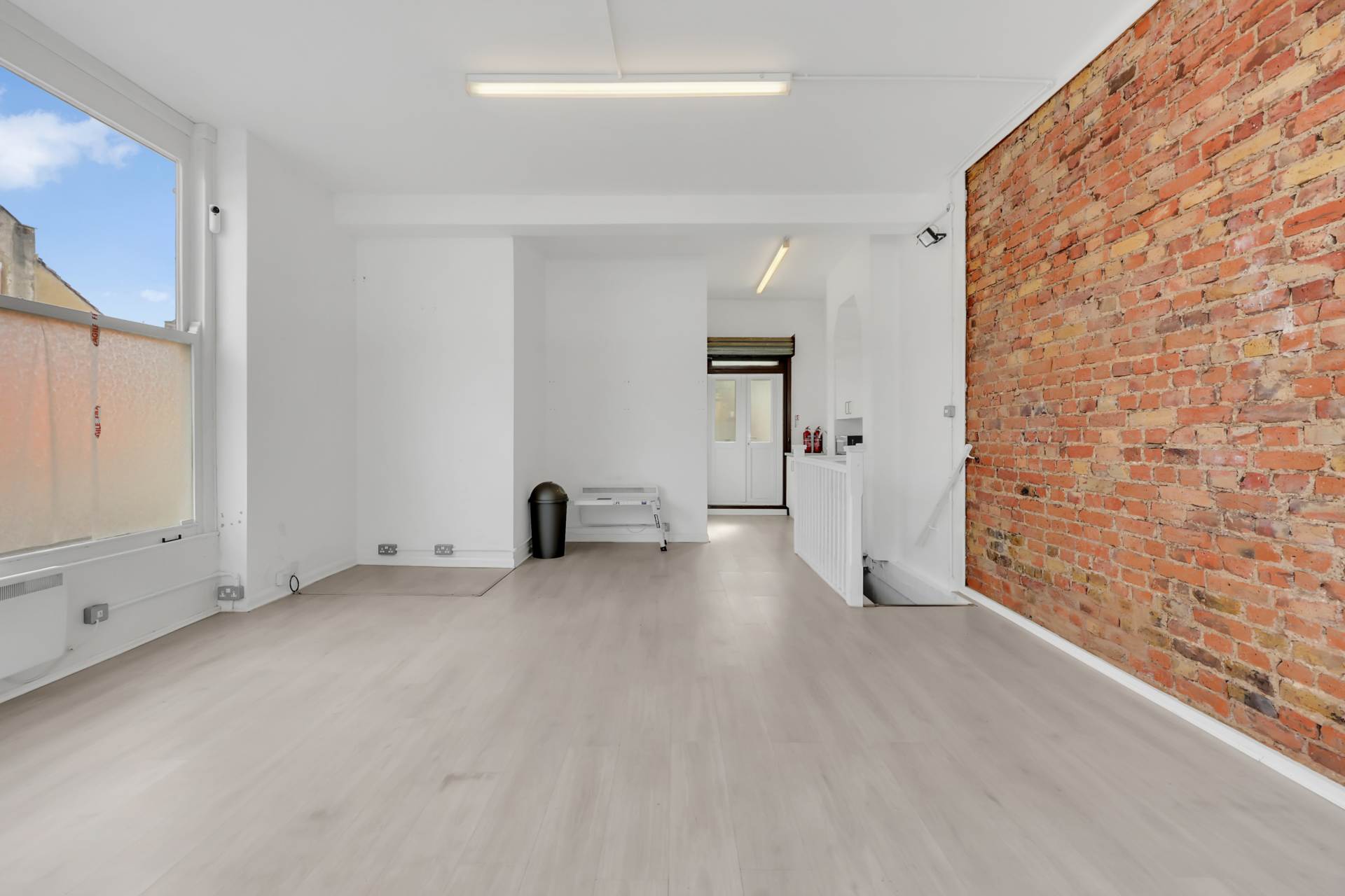 Capworth Street, Leyton, E10, Image 32
