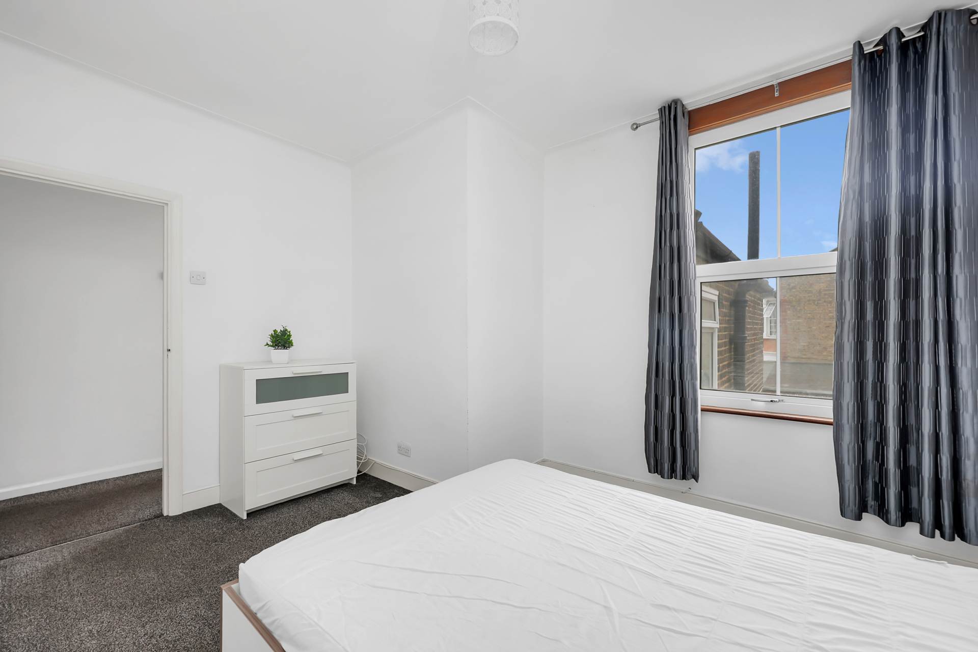 Capworth Street, Leyton, E10, Image 8