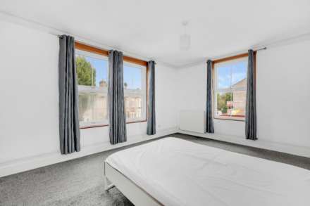 Capworth Street, Leyton, E10, Image 4