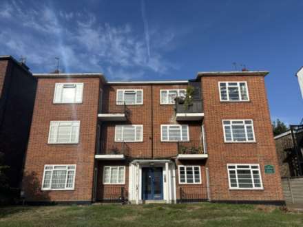 Property For Rent High Road, South Woodford, London