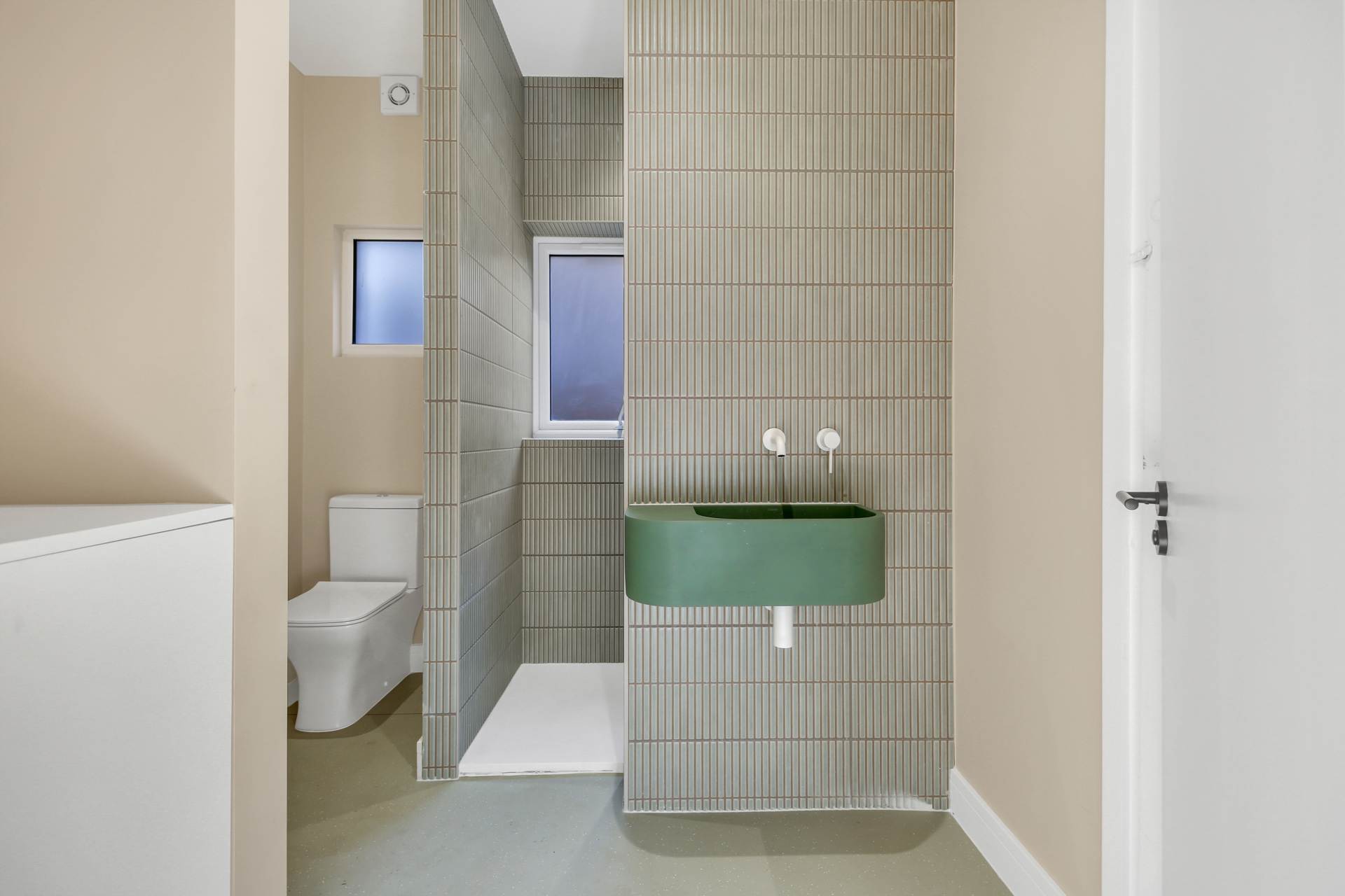 Kettlebaston Road, Leyton, E10, Image 13