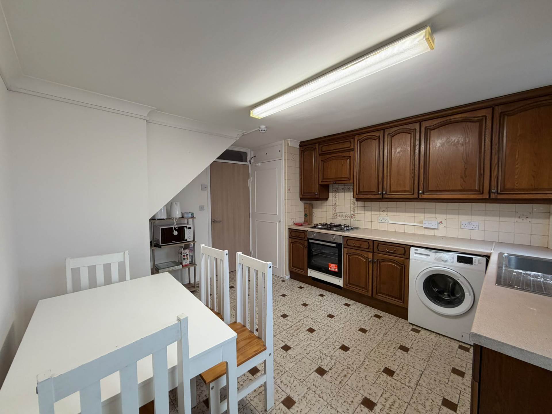 Kemps Drive, Saltwell Lane, London, Image 17