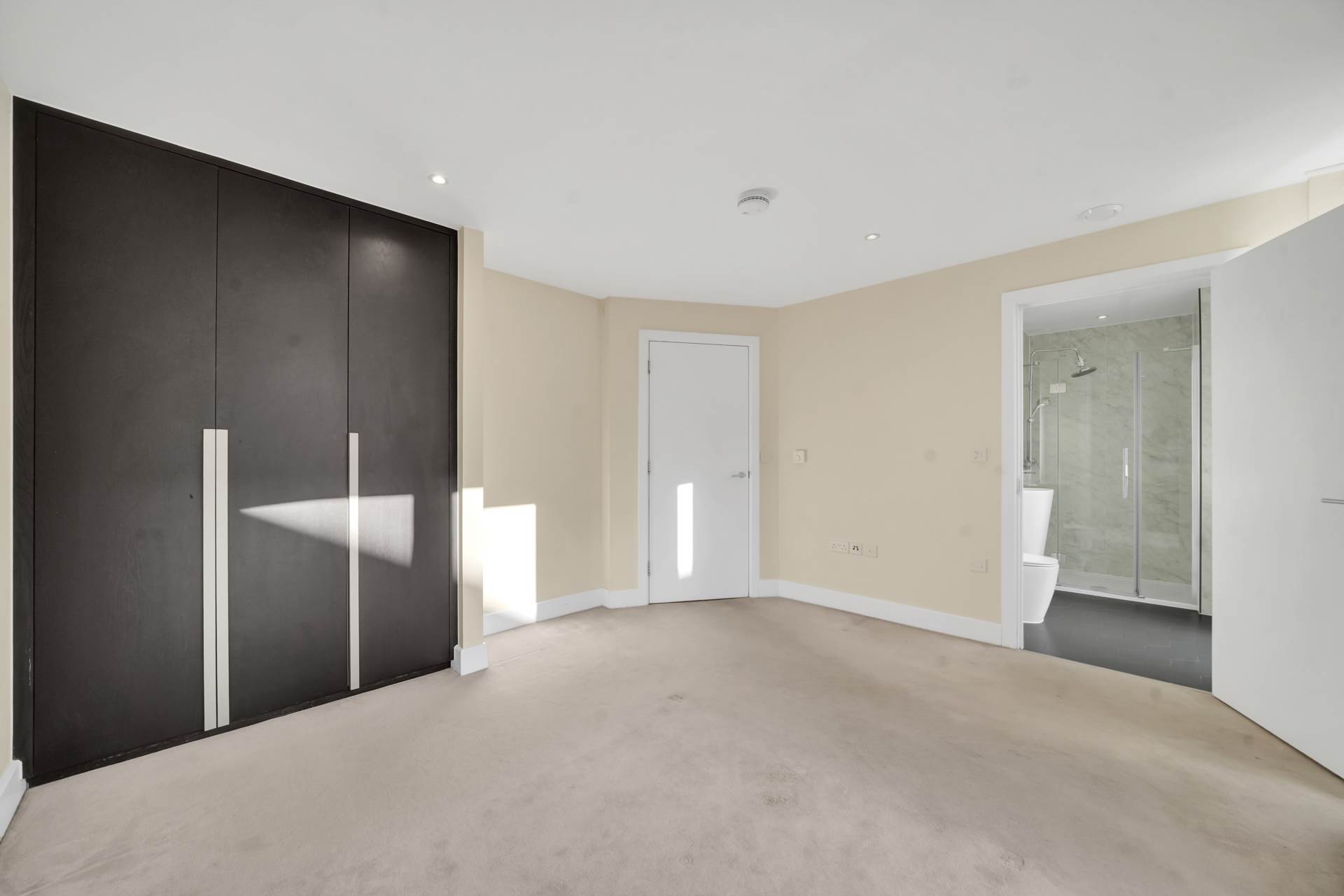 Rookery Court, Ruckholt Road, London, E10, Image 10