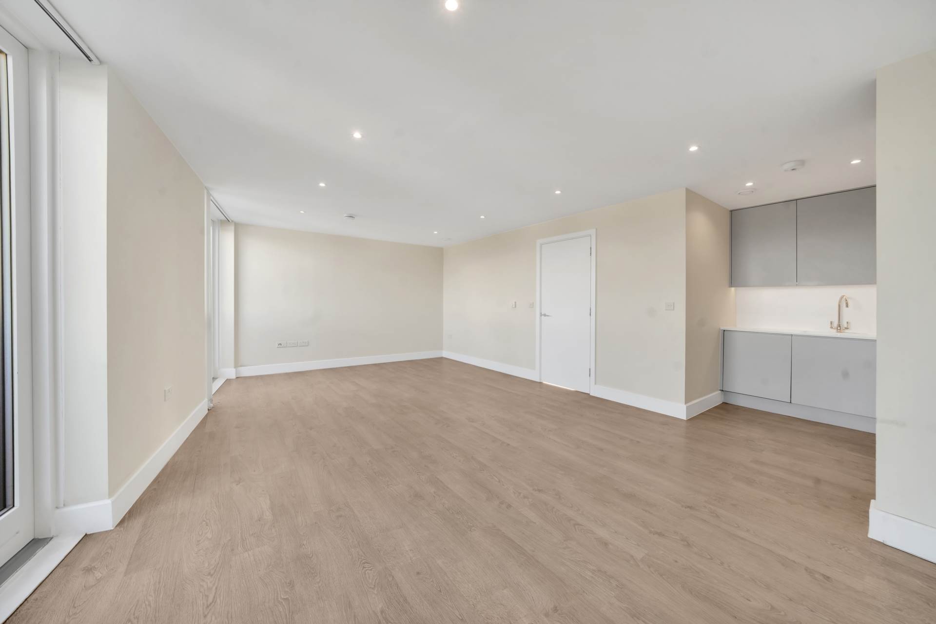 Rookery Court, Ruckholt Road, London, E10, Image 4