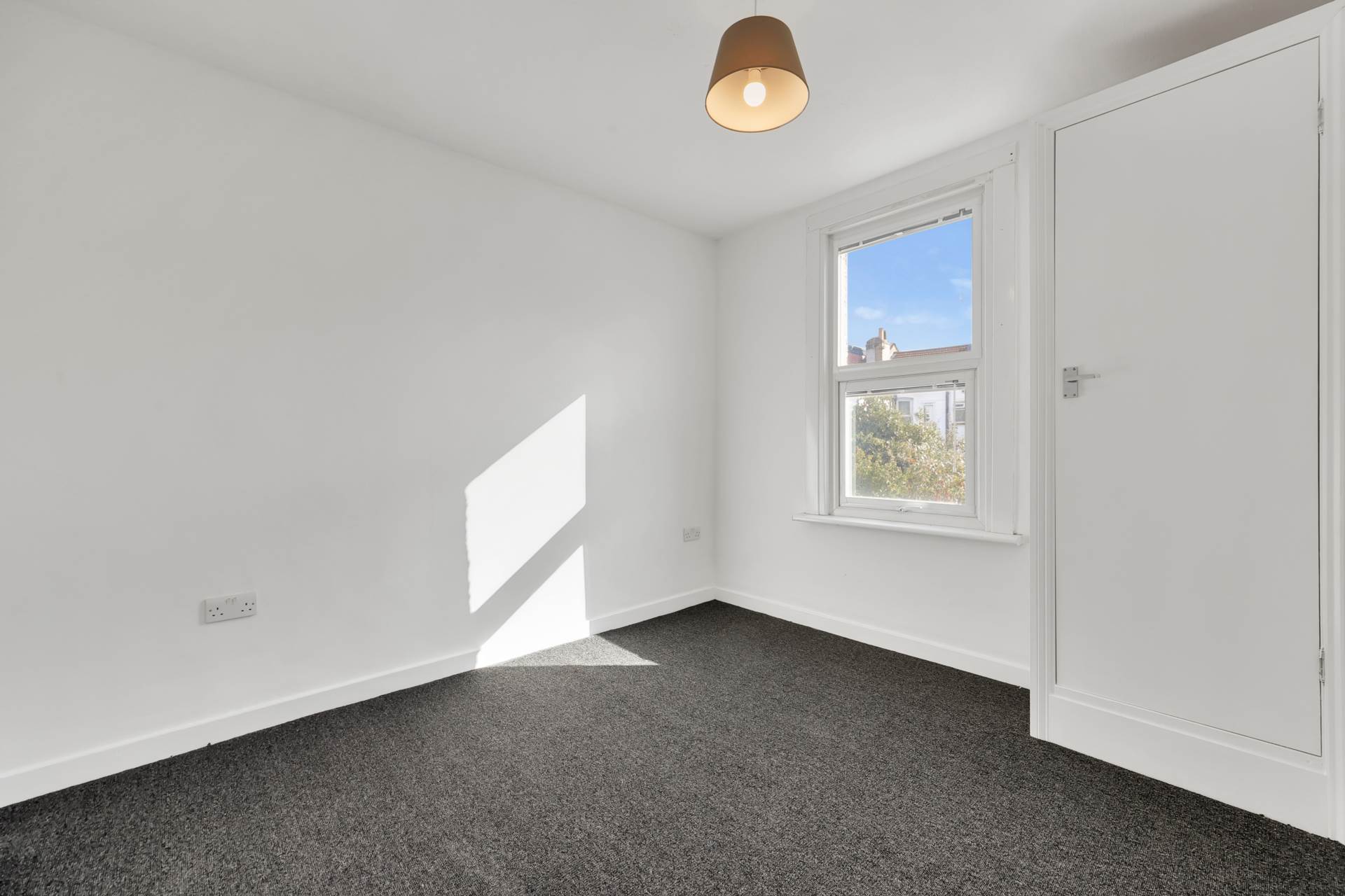 Clacton Road, Walthamstow, E17, Image 12