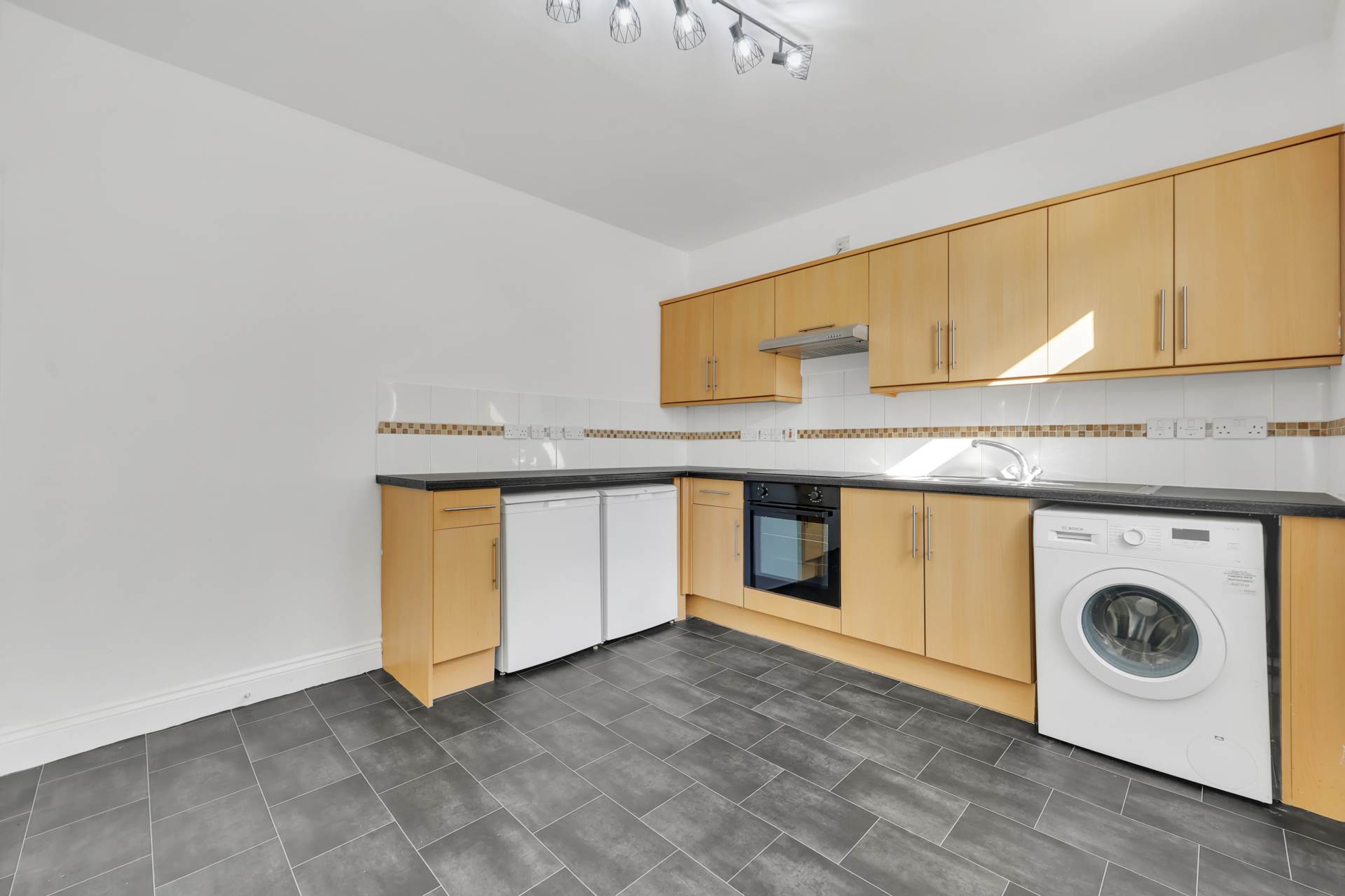 Clacton Road, Walthamstow, E17, Image 7