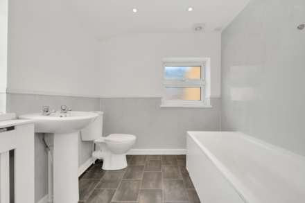 Clacton Road, Walthamstow, E17, Image 9